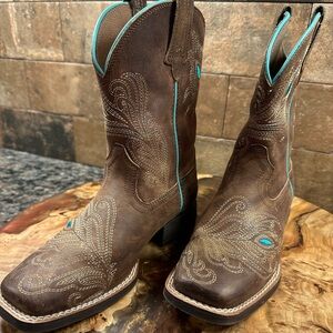 Girls Ariat boots